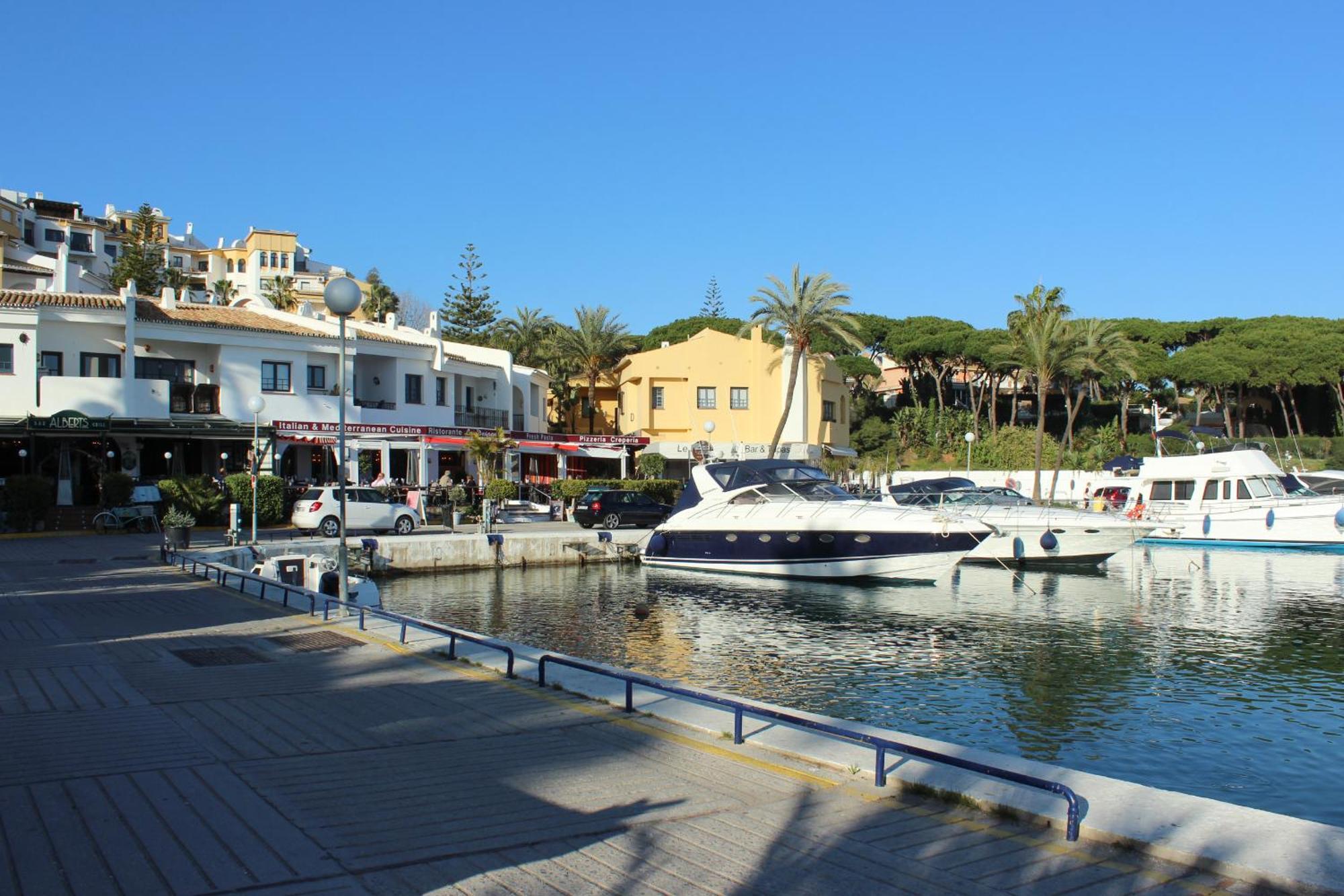 Luxury Ground Floor Apt - 300 M To Cabopino Golf Marbella Exterior foto