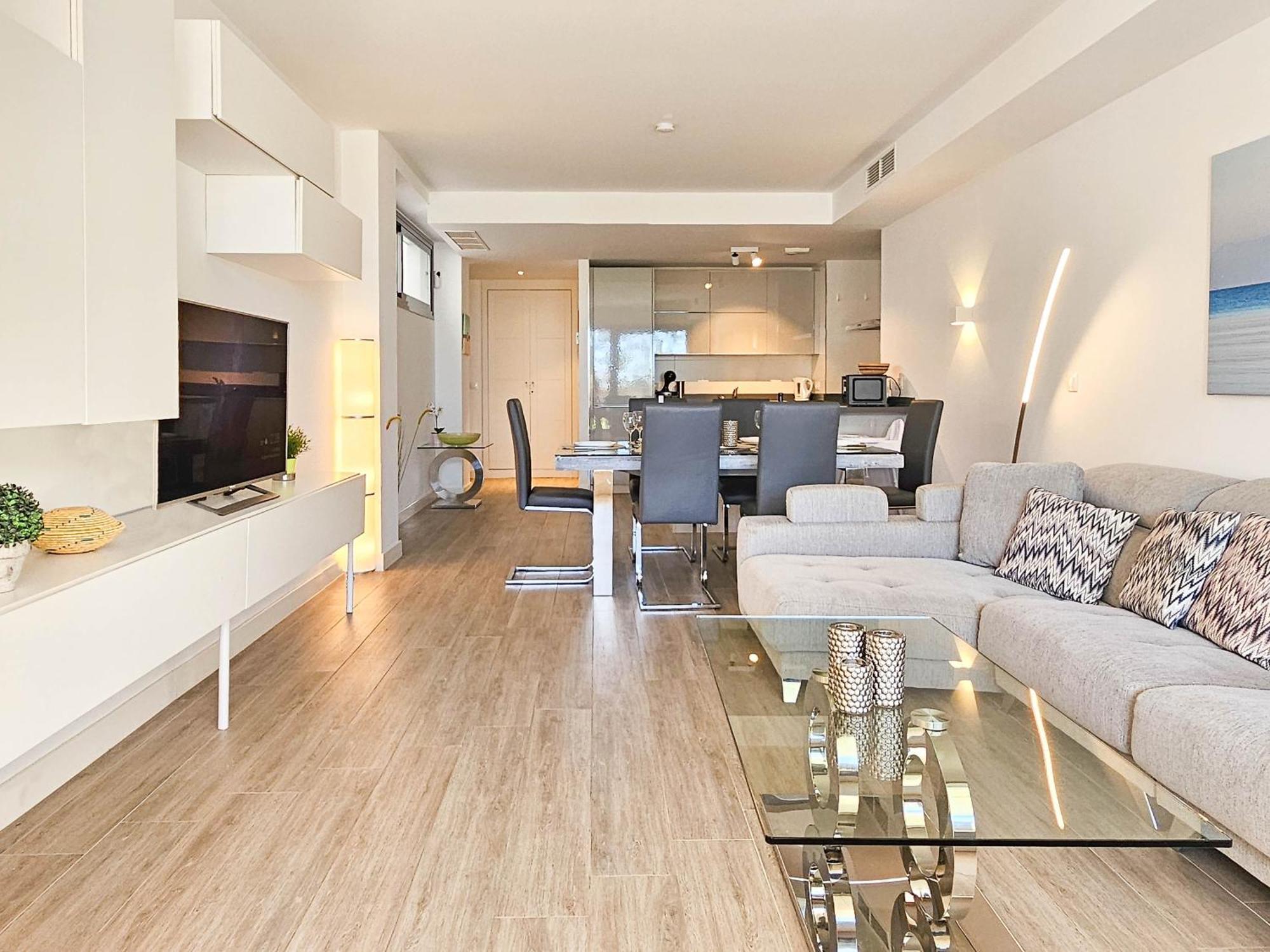 Luxury Ground Floor Apt - 300 M To Cabopino Golf Marbella Exterior foto