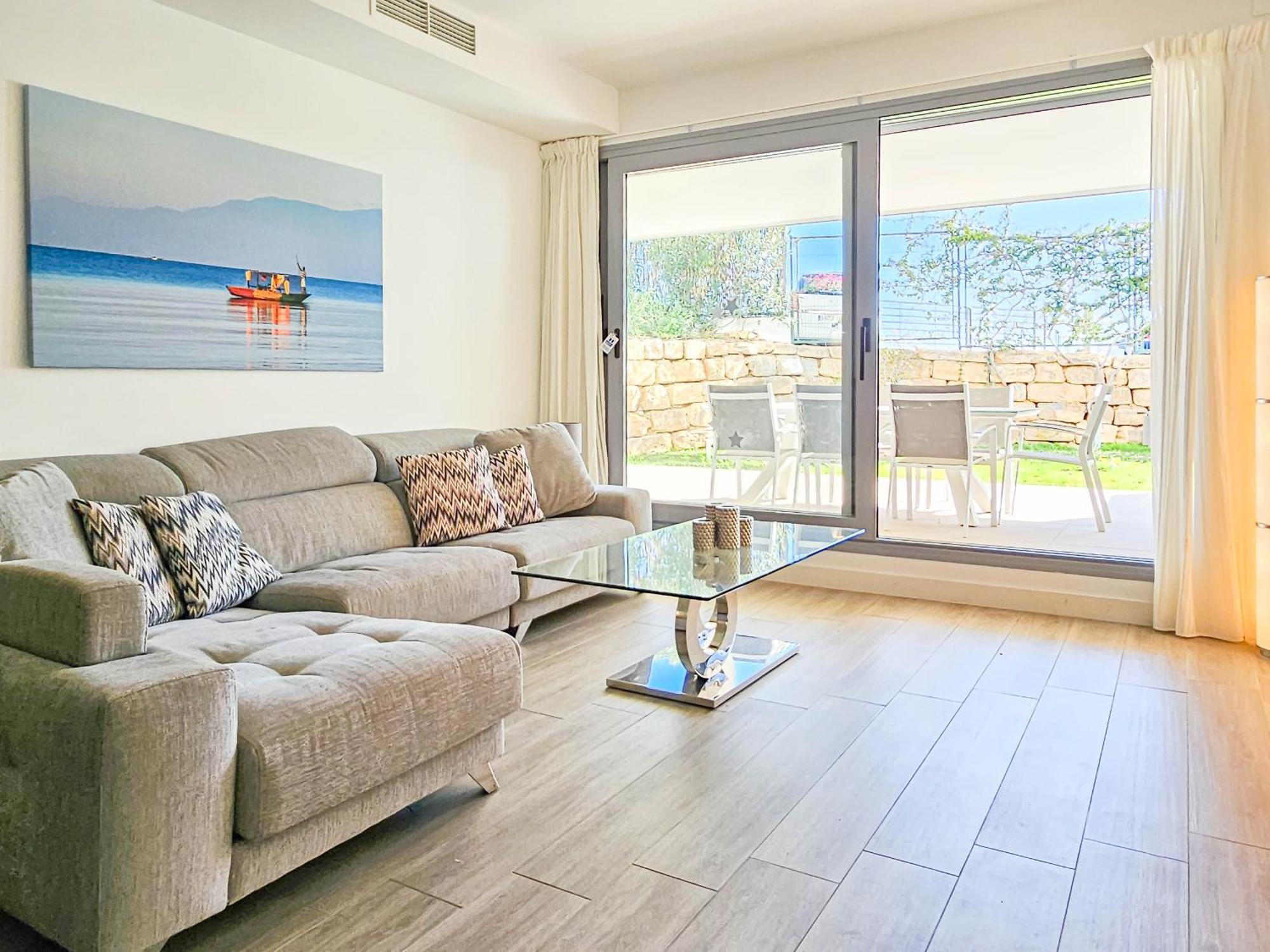 Luxury Ground Floor Apt - 300 M To Cabopino Golf Marbella Exterior foto