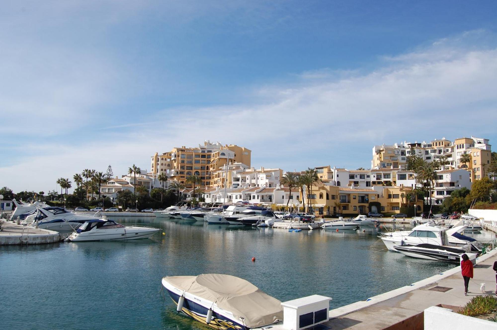 Luxury Ground Floor Apt - 300 M To Cabopino Golf Marbella Exterior foto